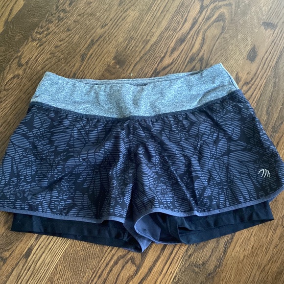 womens athletic shorts with built in biker biker shorts - Picture 1 of 3